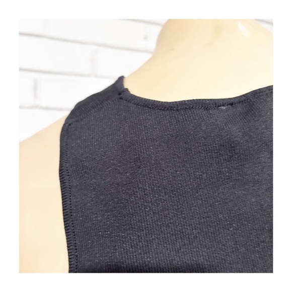 Zara Women’s Black Asymmetrical Women's Top - Picture 4 of 9